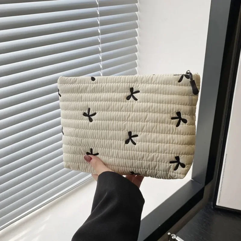 Niedliche Kosmetiktasche mit R – Embroidery Bag Bewertung und Preis